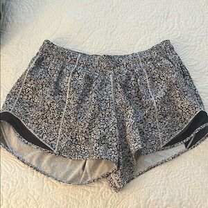 Lululemon 8 Tall Shorts